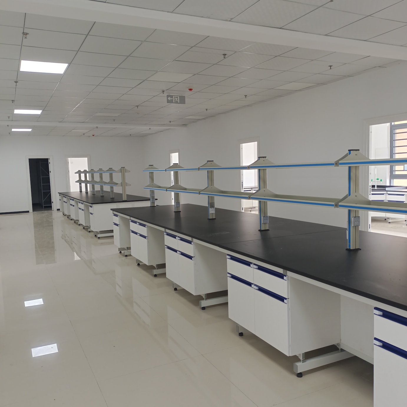 鋼木實(shí)驗(yàn)臺(tái)